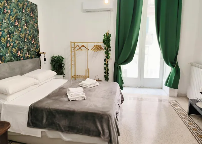 Grey Room \'Historic Centre\'