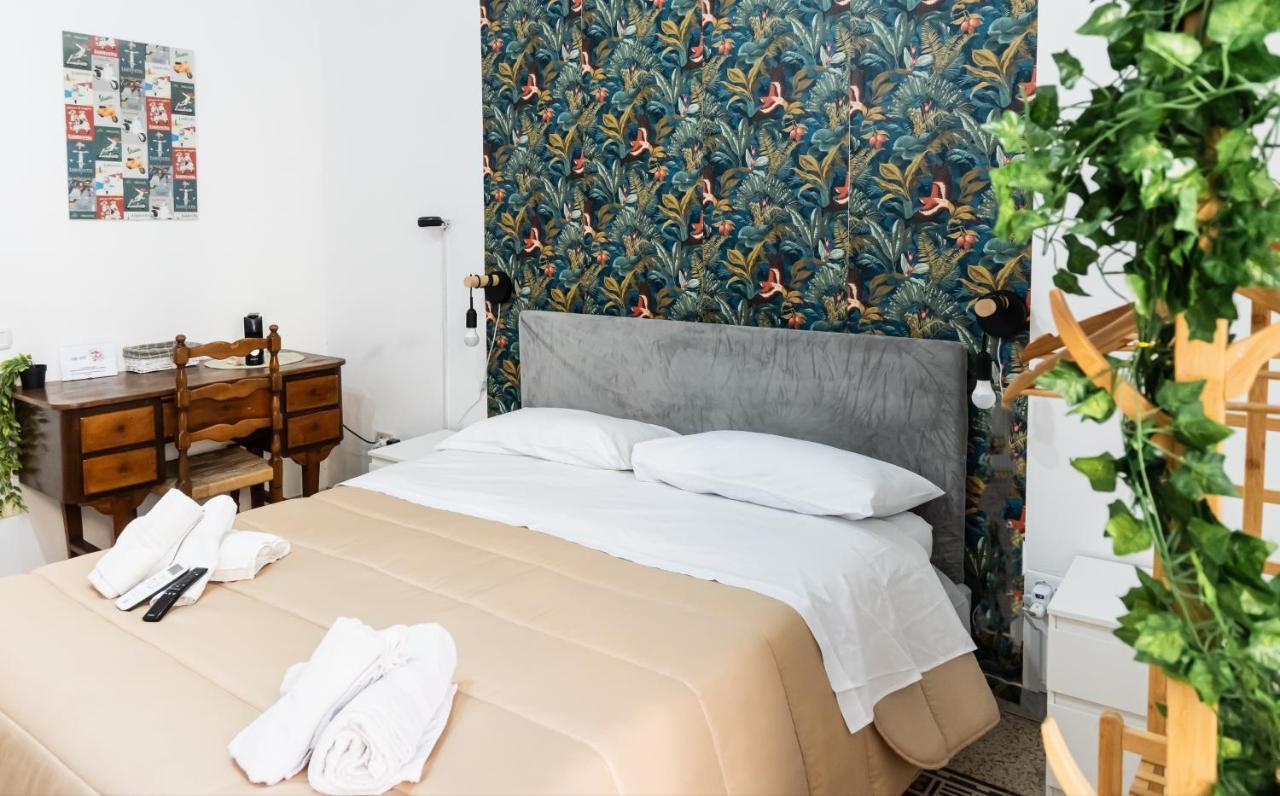 Grey 'historic Centre' Apartment *